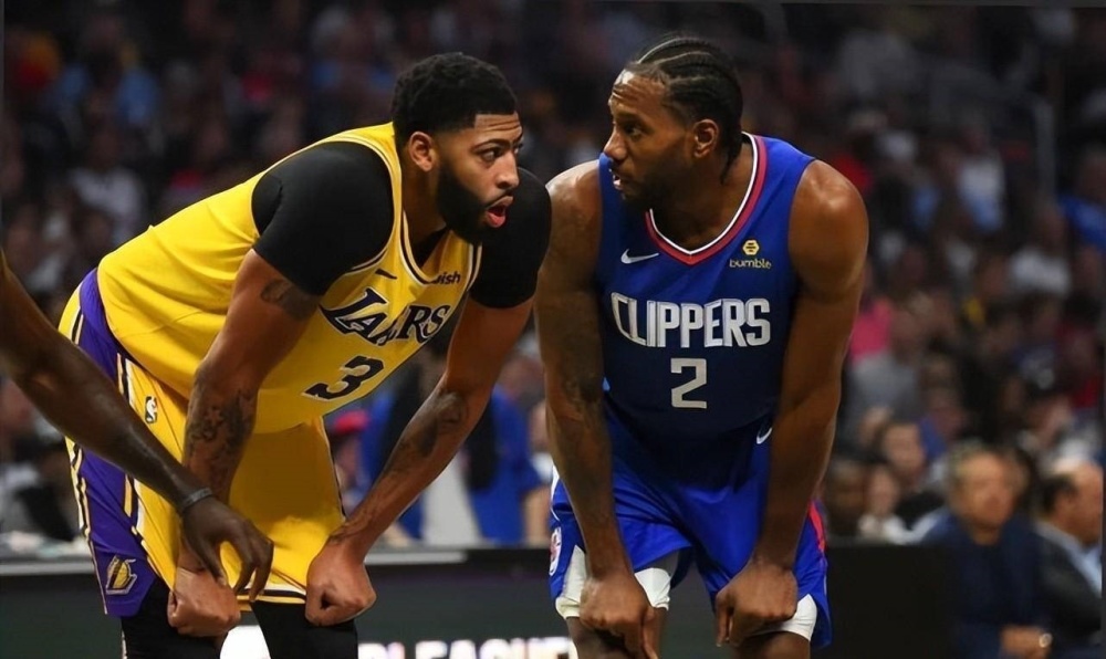 记者：若国足明年热身没惨案或大事故，邵佳一至少干到亚洲杯结束（记者：若国足明年热身赛无惨败或重大变故，邵佳一至少留任至亚洲杯结束）