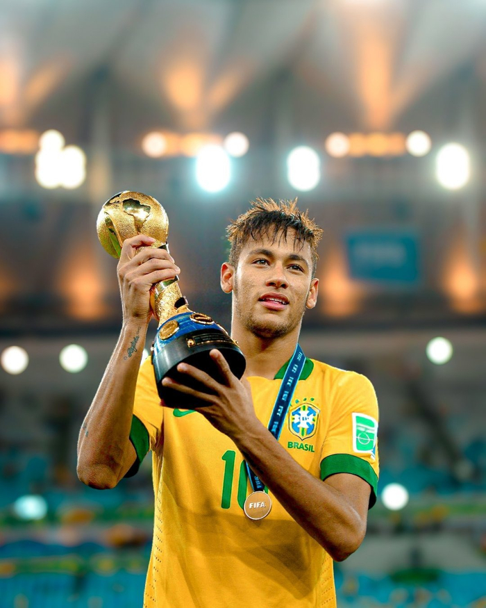 波利塔诺：世界杯资格赛必须全力以赴；最近在俱乐部很费体力（波利塔诺：世预赛必须拼尽全力，近期在俱乐部体能消耗巨大）