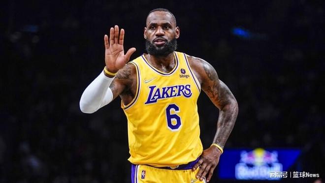 米体：斯帕莱蒂满意戴维表现，可能让他在都灵德比中首发（米体：斯帕莱蒂对戴维发挥满意，或在都灵德比安排其首发）