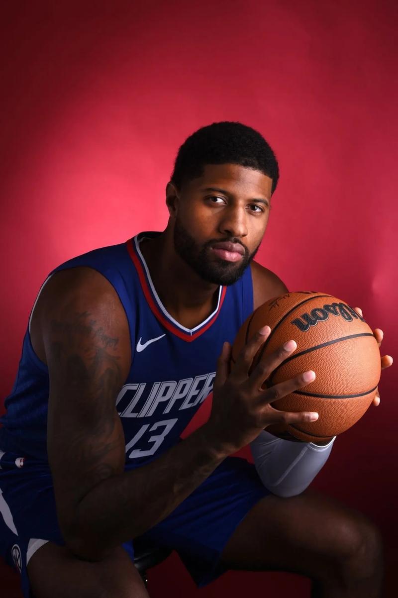 孔帕尼：去年11月我就说巴黎统治着每一场比赛，输了的都该赢（孔帕尼：去年11月我已断言巴黎场场占优，哪怕输球也应是赢家）