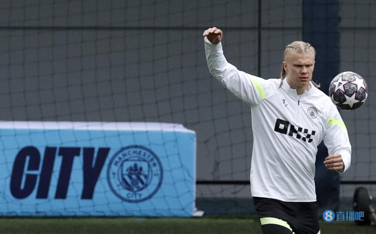 媒体人：成都蓉城一年三换董事长，新一任在走流程了（媒体人称成都蓉城一年内第三次更换董事长，新任正履行手续）