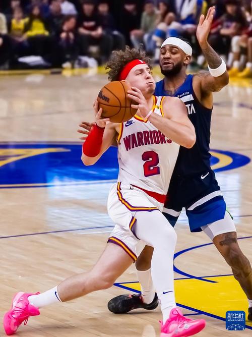 美记：班凯罗缺阵期间，魔术在小瓦&贝恩带领下打出强队风范（美记：班凯罗缺阵之际，小瓦与贝恩率领魔术展现强队气质）