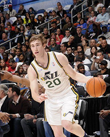 是其中的翘 是其中的翘